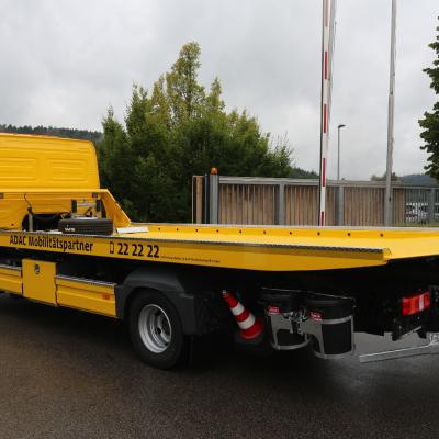 647 Barthundreier 02